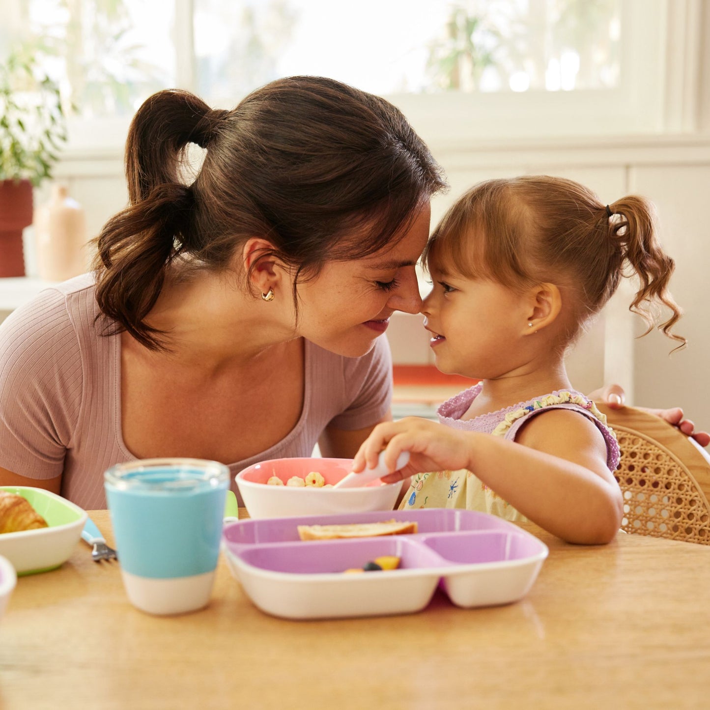 Munchkin Splash ™ Toddler Bowls