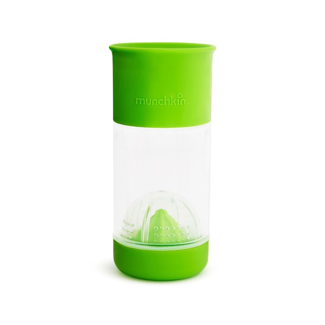 Munchkin Miracle ® 360° Fruit Infuser Cup