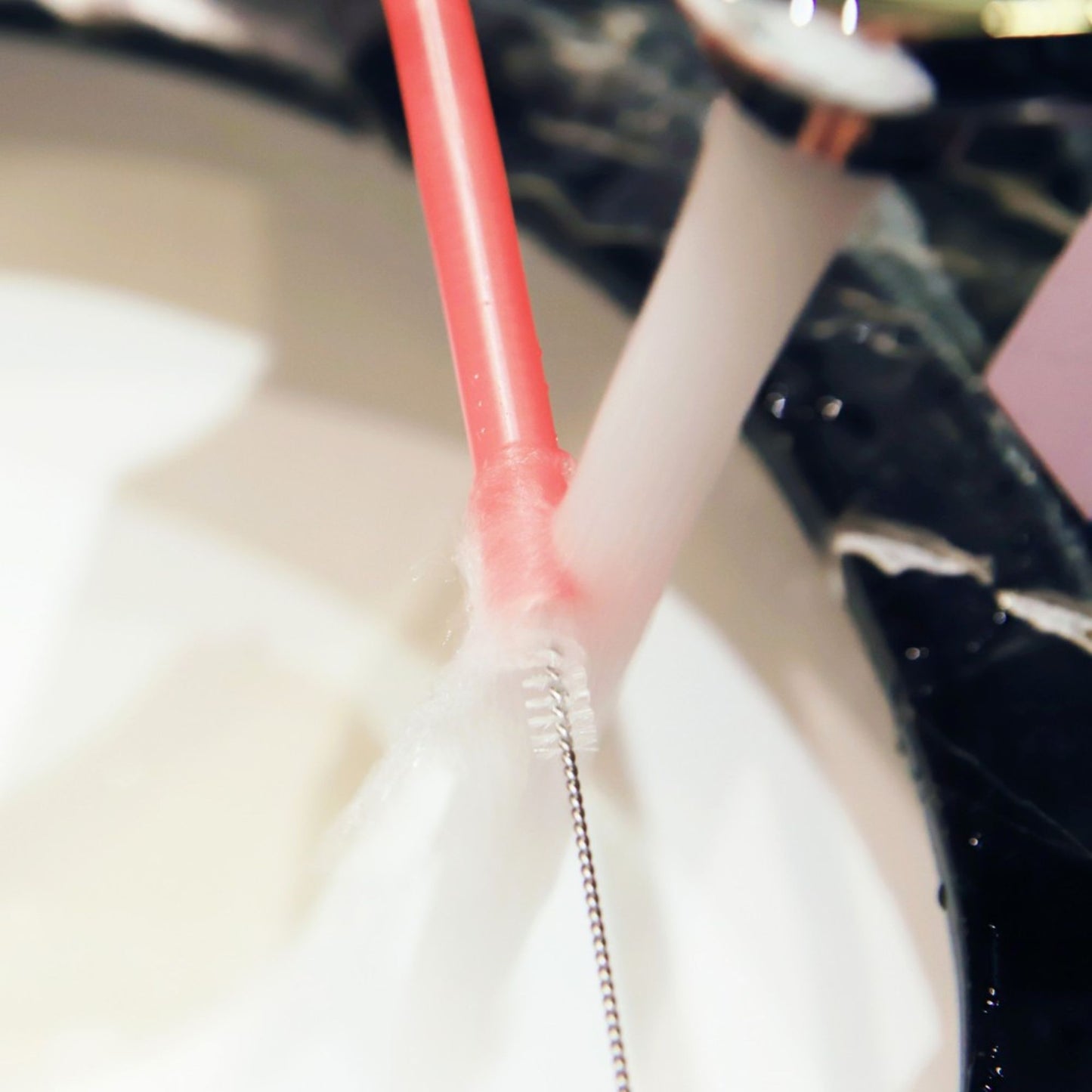 Marcus & Marcus Reusable Silicone Straws & Brush Set