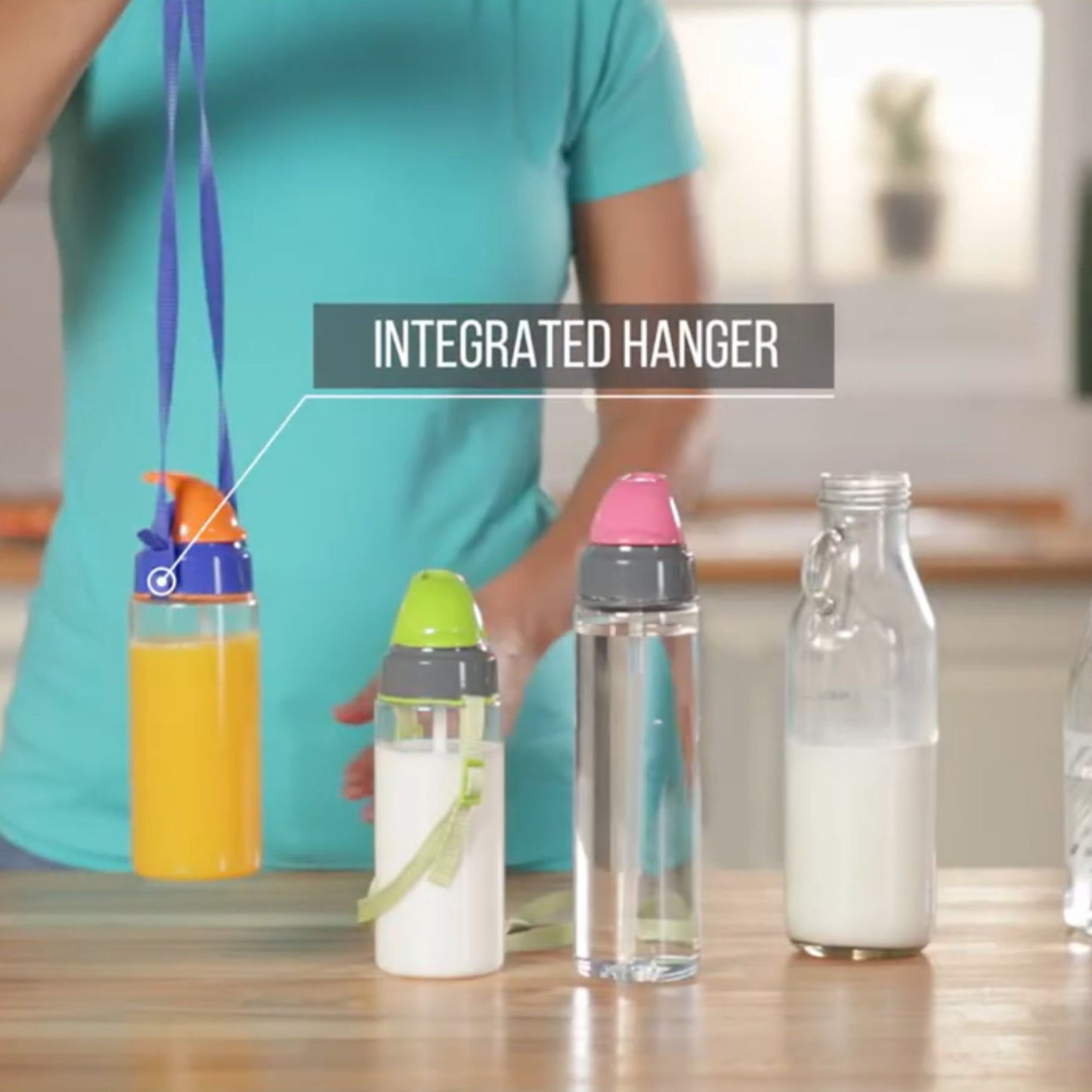 Renga Sonic Tritan Water Bottle With Straw And Shoulder Strap - 500ML