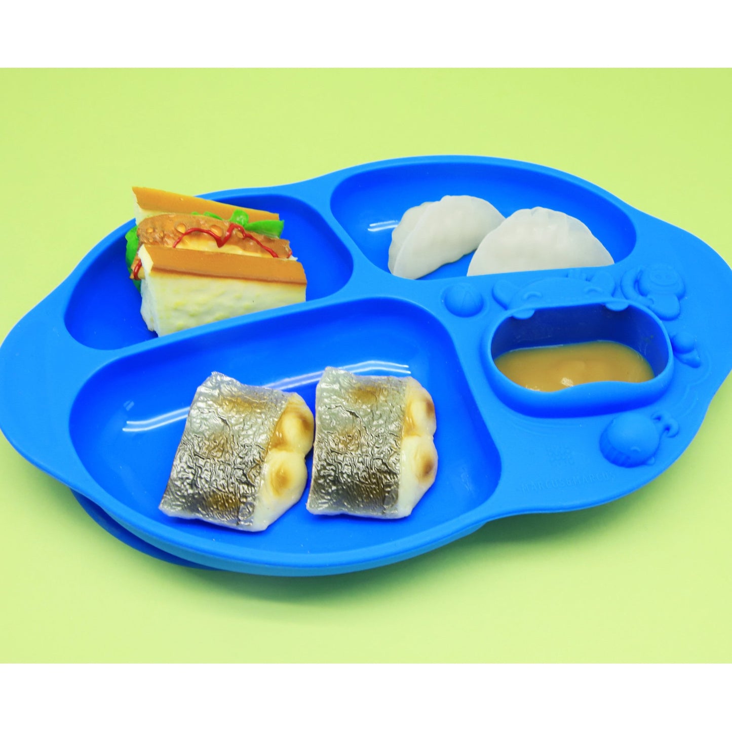 Marcus & Marcus Yummy Dips Suction Divided Plate