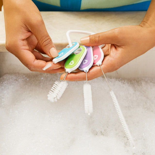 Bottle and Cup Cleaning Brushes by Munchkin