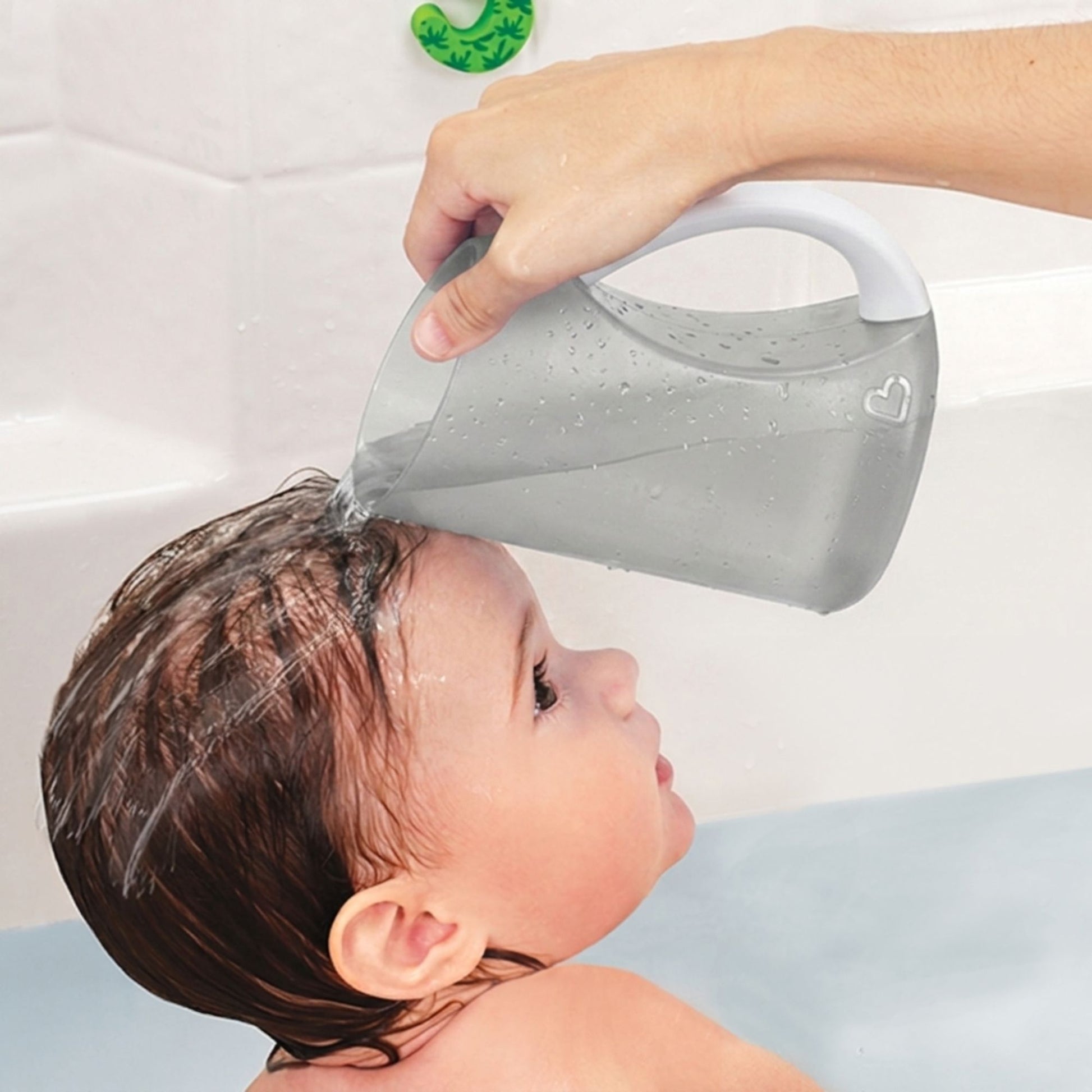 Munchkin Rinse ™ Bath Rinser - Infantino